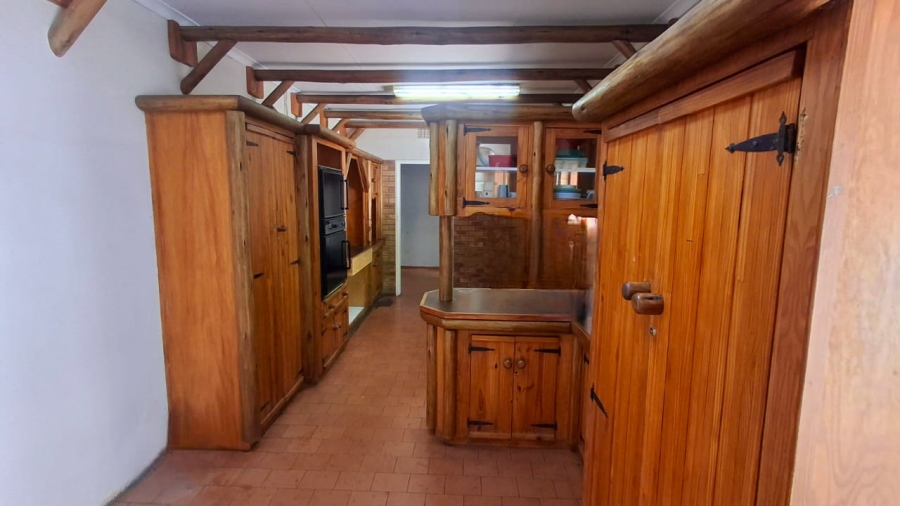 5 Bedroom Property for Sale in Sasolburg Ext 4 Free State
